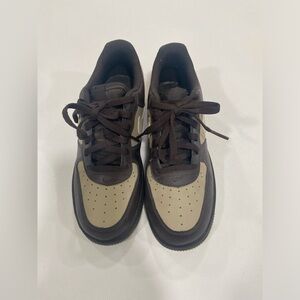 Air Force 1 sneakers